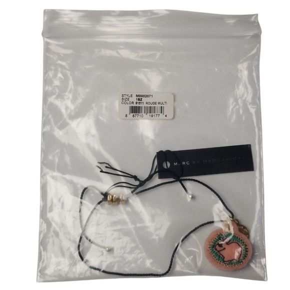 Marc by Marc Jacobs‎ Slide Friendship Bracelet with Charm - Picture 6 of 6